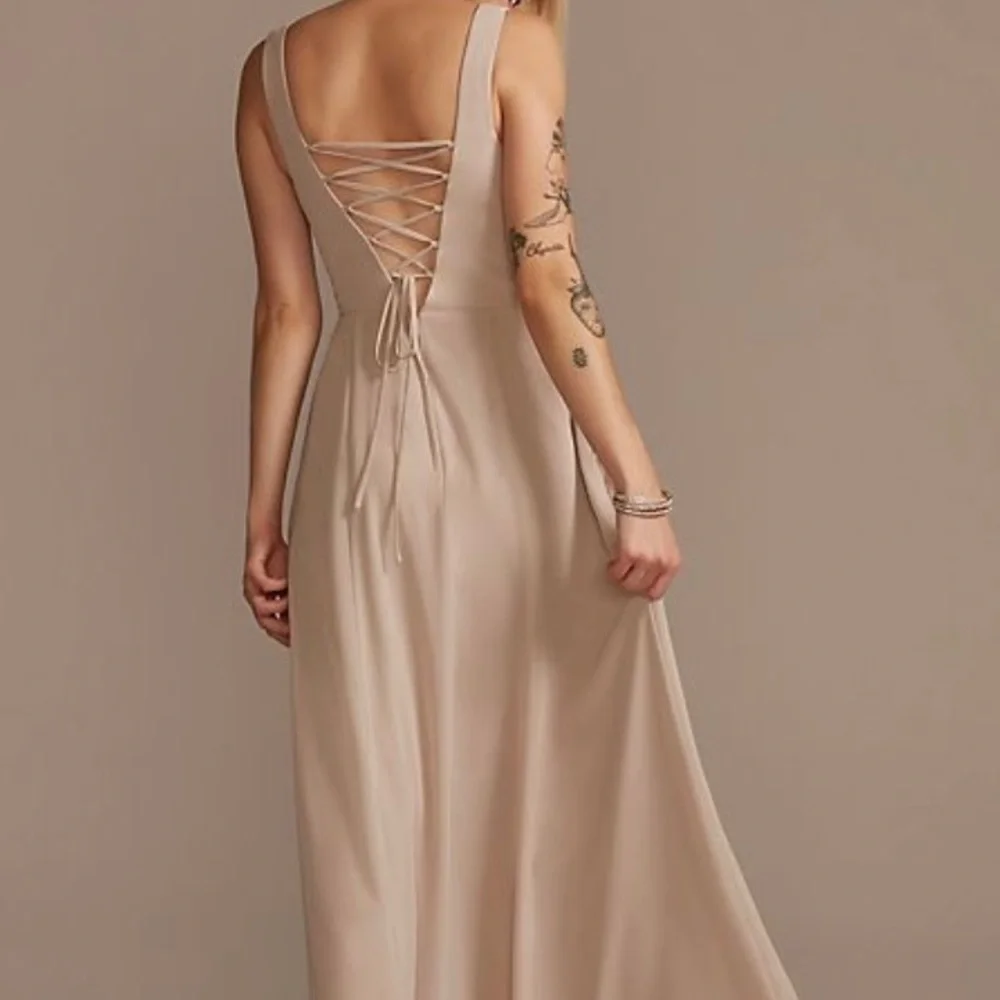 David’s Bridal Bridesmaid Dress - Iris - Picture 5 of 5